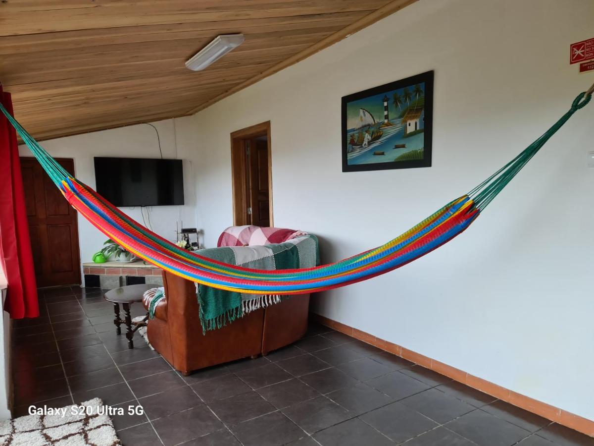 Ap Luso Brasileiro Lajes das Flores Exterior foto